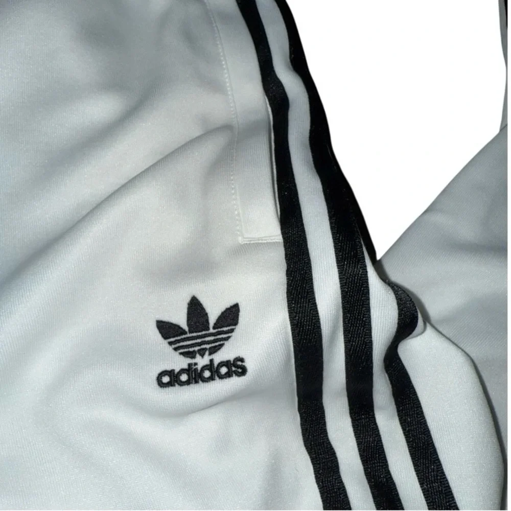 Adidas Men's 3-Stripes Tricot Tapered Track Pants Joggers White / Black M NWOT - Picture 3 of 3